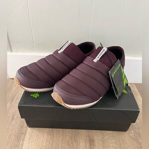 Woods Women's Noyse Camp Moc Shoes, Slip On, Cushioned, Size 9